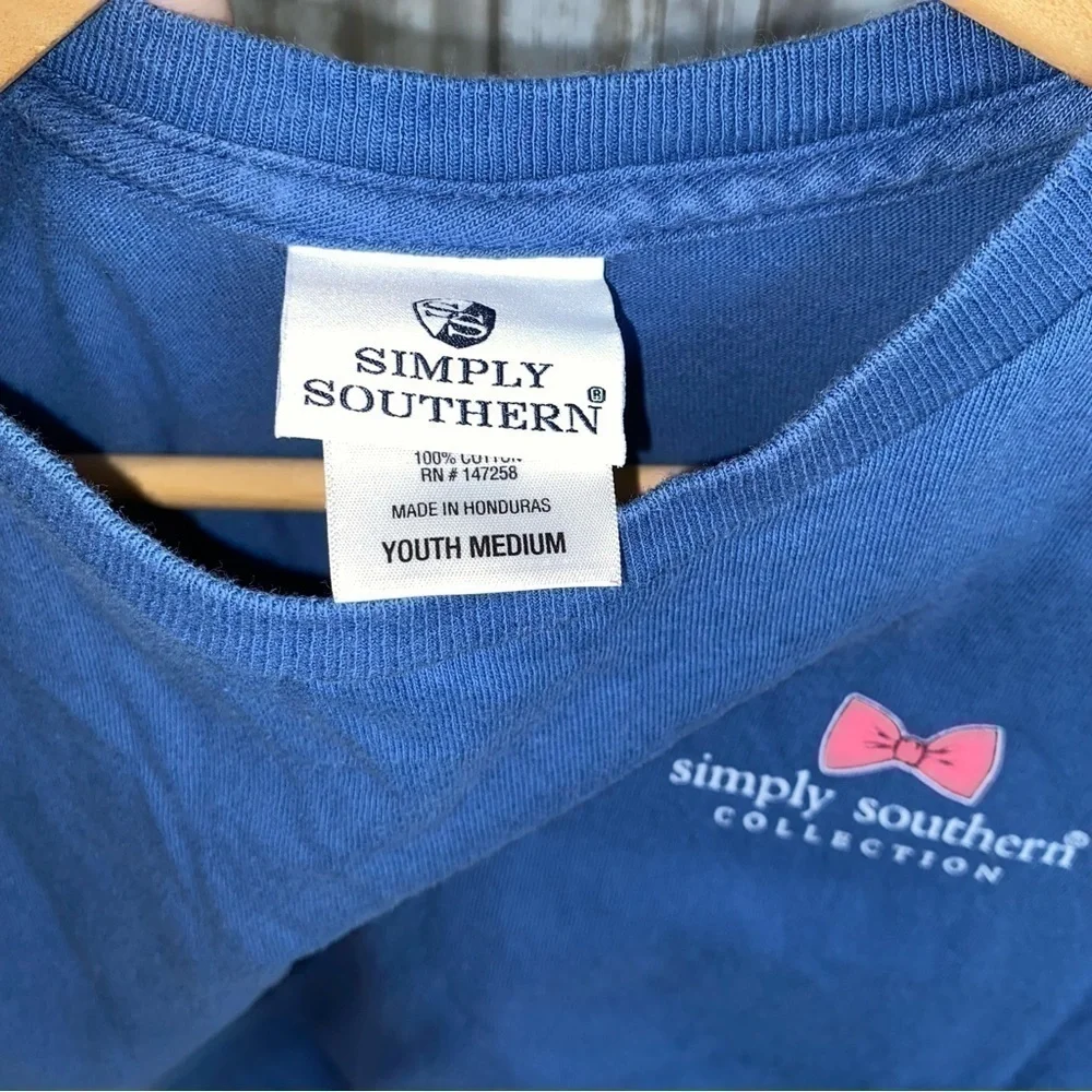 Simply Southern Sisters Tee - Picture 4 of 4
